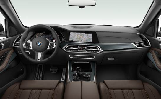 Интерьер BMW X5 M50d